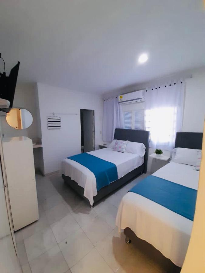 Tita'S Airport Hotel Cartagena Exterior photo