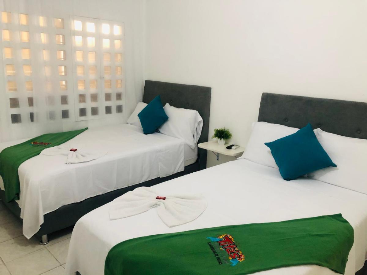 Tita'S Airport Hotel Cartagena Exterior photo